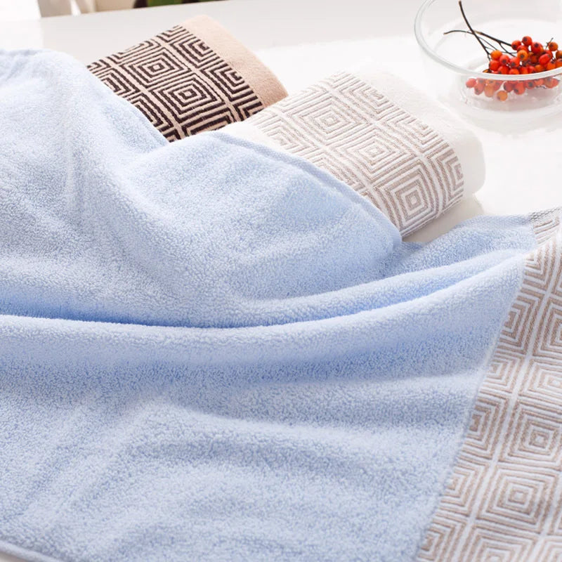 "Jacquard Weaving Soft Cotton Towel - Multifunctional for Bath, Beach, Home"