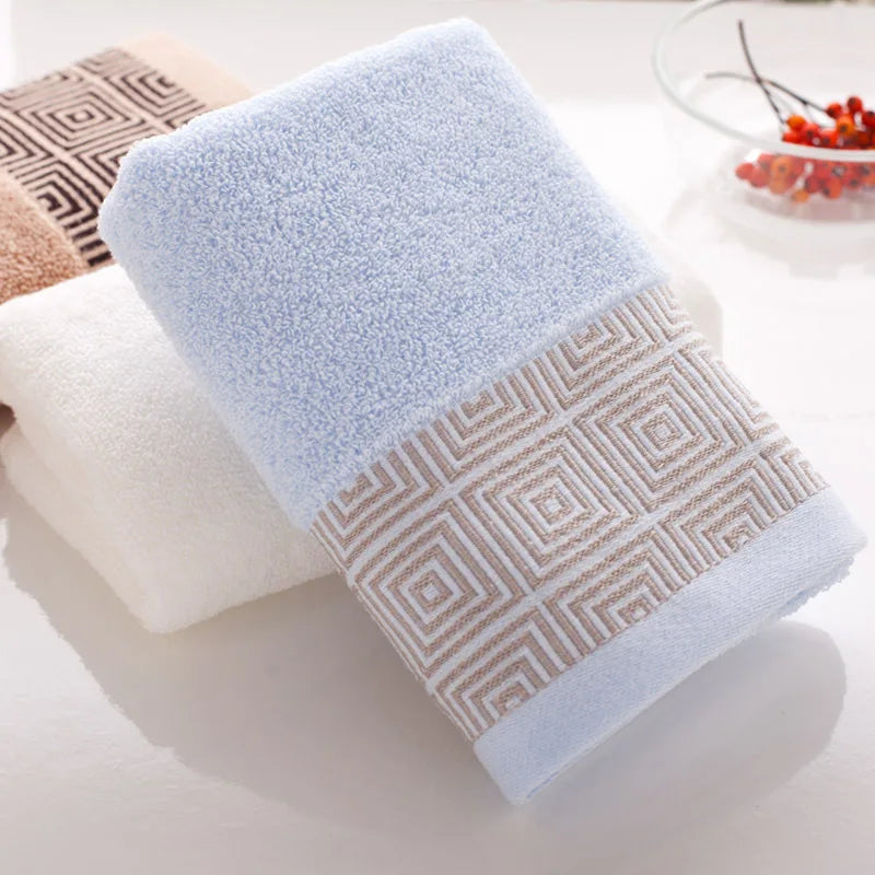 "Jacquard Weaving Soft Cotton Towel - Multifunctional for Bath, Beach, Home"