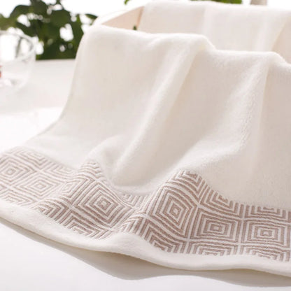 "Jacquard Weaving Soft Cotton Towel - Multifunctional for Bath, Beach, Home"