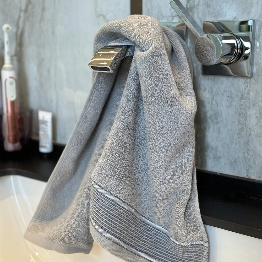 "Combed Cotton Bath Towel 70x140cm - Thick, Soft, High Absorbent for Home & Hotel"